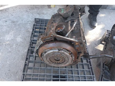  Κορμός - Χωρίς Καπάκι ( Για Ανταλλακτικά ) για OPEL VECTRA (2005 - 2008) C Hatchback - 5dr 1600 (Z16XE) Petrol 100 16 valve ( Νέα Γενιά ) *ΠΑΛΕΤΑ 569* - 