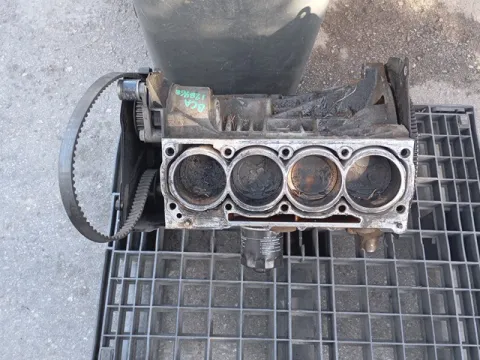  Κορμός -  Χωρίς Καπάκι ( Για Ανταλλακτικά ) για VW GOLF (2004 - 2008) Mk5 (1K1) Hatchback - 3dr 1400 (BCA) Petrol 75 16 valve   ( Νέα Γενιά ) *ΠΑΛΕΤΑ 573*