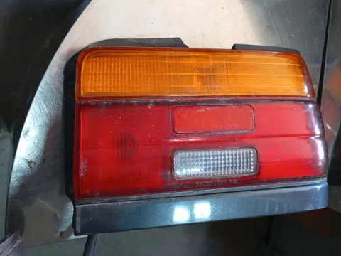 Φανάρι Πίσω Δεξί Ελαττωματικό  για TOYOTA COROLLA (1992 - 1997) (AE100) Sedan - 4dr (AE100) 