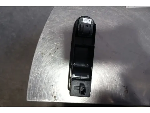 Διακόπτης Παραθύρων Κεντρικός Αριστερής 2πλός  4+6pin για VW GOLF (2009 - 2013) Mk6 (5K1)  - 