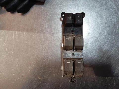 Διακόπτης Παραθύρων Κεντρικός Αριστερής 4πλός 20pin για SUZUKI VITARA (2015 - ) 
