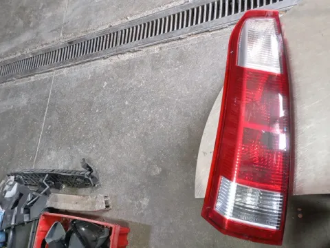 Φανάρι Πίσω Αριστερό για OPEL MERIVA (2003 - 2007)