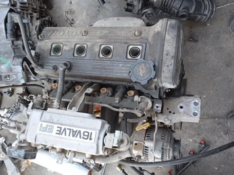 Κινητήρας Κορμός - Καπάκι για TOYOTA COROLLA  4Ε (1992 - 1997) (AE100) Hatchback - 3dr 1300 (4E-FE) petrol 75 (EE101) 16V 