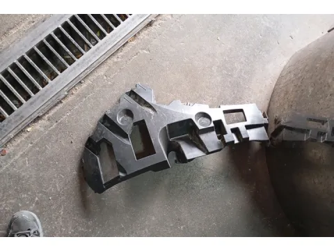 Βάση Προφυλακτήρα Πίσω Πλαϊνή Δεξιά 9835421980 για PEUGEOT 308 (2021 - )  - 