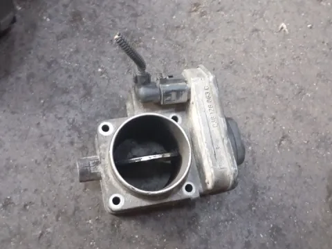 Σώμα Πεταλούδας 038128063C για VW CADDY (1996 - 2004) (9K9A) 