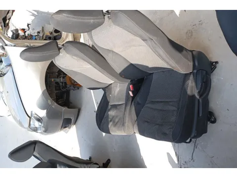 Καθίσματα Σετ Εμπρός Με Αερόσακους για TOYOTA YARIS (2015 - 2017) Hatchback - 5dr *Νέα Γενιά* - 