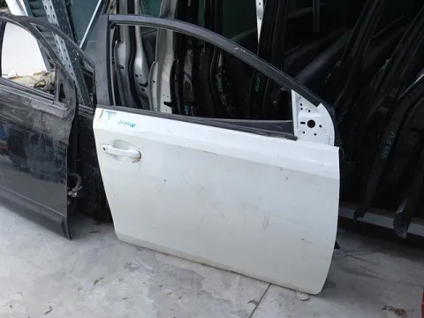 Πόρτα Εμπρός Δεξιά Όχι Καθαρή  για TOYOTA AURIS (2007 - 2009) E150 Hatchback - 5dr *Ε*