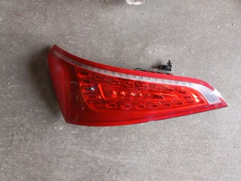 Φανάρι Πίσω Αριστερό Led (Δεν δουλεύουν ολα τα led και το φλάς )  για AUDI Q5 (2008 - 2013) (8R) 