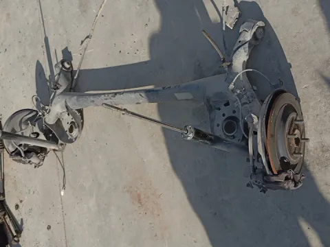 Πίσω Άξονας Δισκόπλακες -ABS για TOYOTA YARIS (2015 - 2017) *ΔΒ*