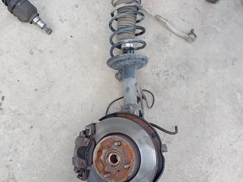 Άκρο Πλήρες Εμπρός Αριστερό Με ABS για TOYOTA YARIS (2015 - 2017) 1400 (1ND) Turbo Diesel D-4D 90hp 