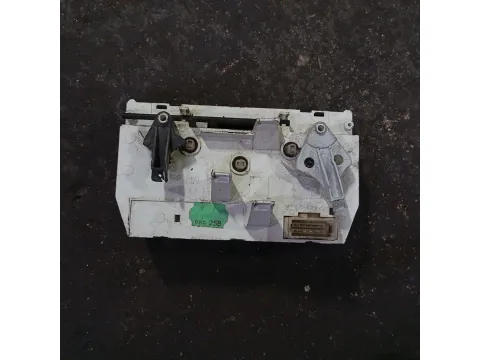 Χειριστήρια Καλοριφέρ BEHR64138 για CITROEN XSARA PICASSO (1999 - 2004) (N68)  - 