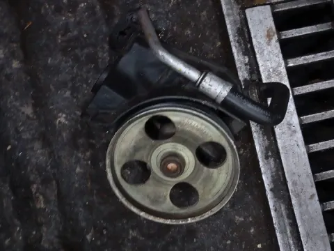 Αντλία Υδραυλικού Τιμονιού Μεταχειρισμένος για PEUGEOT 206 (1998 - 2002) (2A) (2C) (T3E) 