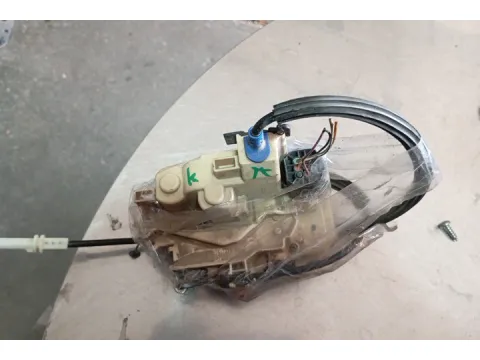 Ηλεκτρομαγνητική Κλειδαριά Εμπρός Αριστερή 5pin  για FIAT PANDA (2004 - 2009 ) (169) Hatchback - 5dr  - 