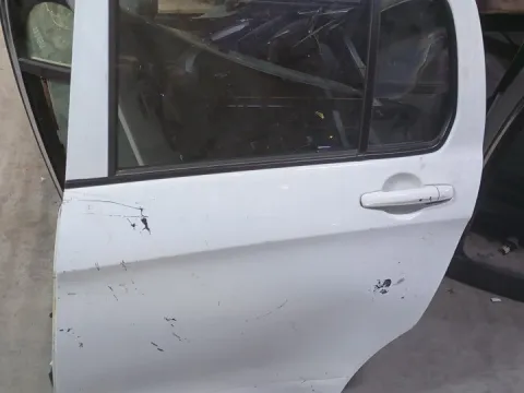 Πόρτα Πίσω Αριστερή Ελαττωματική για SUZUKI CELERIO (2015 - ) Hatchback - 5dr *Ε*