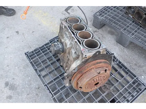  Κορμός - Καπάκι ( Για Ανταλλακτικά ) για VW POLO (2002 - 2005) (9N) Hatchback - 3dr 1400 (BKY) Petrol 75 16 valve ( Νέα Γενιά ) *ΠΑΛΕΤΑ  574* - 