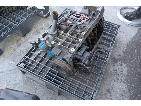 Κορμός - Καπάκι  ( Για Ανταλλακτικά ) για VW GOLF (1998 - 2004) Mk4 (1J1) Hatchback - 3dr 1600 (AKL)  Petrol 100  ( Νέα Γενιά ) *ΠΑΛΕΤΑ 575    * - 