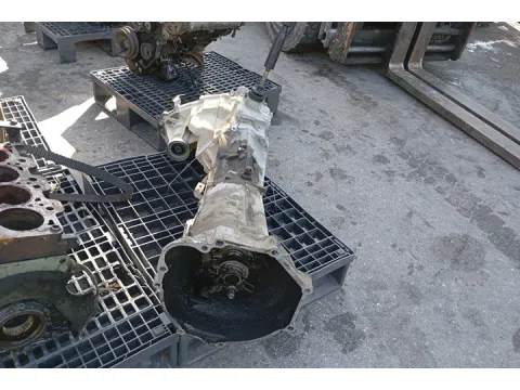 Κιβώτιο Ταχυτήτων (Σασμάν) Χειροκίνητο Με Ενα Λεβιέ  ( Για Ανταλλακτικά )  για MITSUBISHI PAJERO PININ (1999-2005) (H6 W) (H7 W) (H60) SUV- ΕΚΤΟΣ ΔΡΟΜΟΥ- 3dr 1800 (4G93) Petrol 114 SOHC 16V  ( Για Ανταλλακτικά ) ( Νέα Γενιά ) *ΠΑΛΕΤΑ  60* - 