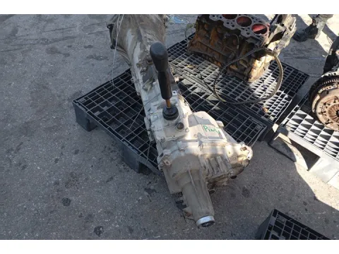 Κιβώτιο Ταχυτήτων (Σασμάν) Χειροκίνητο Με Ενα Λεβιέ  ( Για Ανταλλακτικά )  για MITSUBISHI PAJERO PININ (1999-2005) (H6 W) (H7 W) (H60) SUV- ΕΚΤΟΣ ΔΡΟΜΟΥ- 3dr 1800 (4G93) Petrol 114 SOHC 16V  ( Για Ανταλλακτικά ) ( Νέα Γενιά ) *ΠΑΛΕΤΑ  60* - 