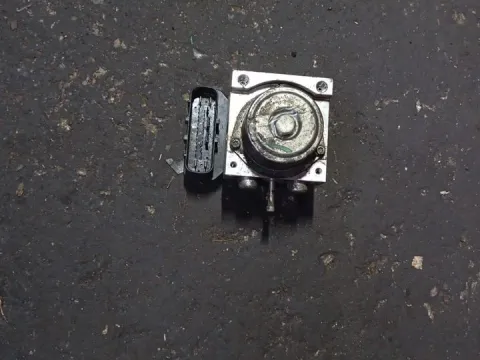 Μονάδα ABS 47660EQ041 για NISSAN X-TRAIL (2003 - 2007) (T30) 