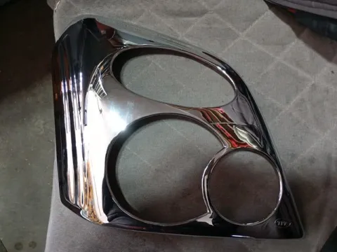 Διακοσμητικό - Προστατευτική Γρίλια Φαναριού Εμπρός Δεξί Νίκελ Ιμιτασιόν για ISUZU D-MAX (8DH) (2002 - 2007) Pick-Up - 4WD - 4dr Τετράπορτο 