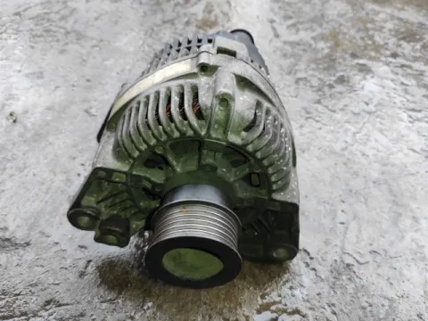 Δυναμό - Εναλλάκτης για BMW 5 Series (1988 - 1995) (E34) (E34) Sedan - 4dr , (1996 - 2000) (E39) (E39) Sedan - 4dr 