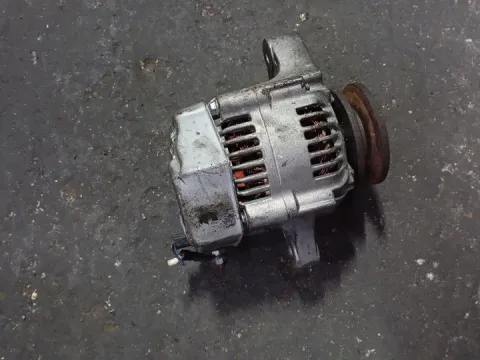 Δυναμό - Εναλλάκτης για DAIHATSU CUORE (1995 - 1996) IV 