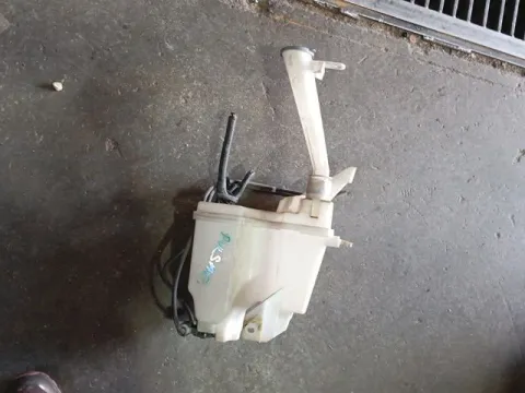 Δοχείο Υαλοκαθαριστήρων Με Μοτέρ για NISSAN PULSAR (2015 -) 