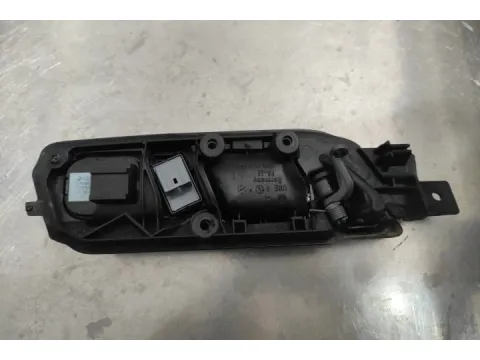 Πετούγια Πόρτας Εσωτερική Εμπρός Αριστερή 6Q1837247B Με Διακοπτες για VW POLO (2002 - 2005) (9N) , (2005 - 2009) (9N3 )  - 