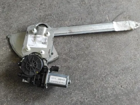 Γρύλος Παραθύρου Ηλεκτρικός Με Μοτερ 2 Pin Εμπρός Αριστερός ( IΜΙΤΑΣΙΟΝ ) για MERCEDES SPRINTER (1995 - 2000) (901) (902) (903) , (1995 - 2000) (904) , (2000 - 2006) (901) (902) (903) 