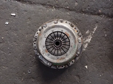 Βολάν Κινητήρα (Σφόνδυλος) για MINI MINI COOPER (2004 - 2006) 1400 (1ND) Diesel 75hp One D 