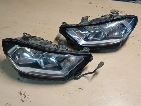 Μούρη (με καπό και φτερά) για AUDI A1 (2018 - ) (GB) 