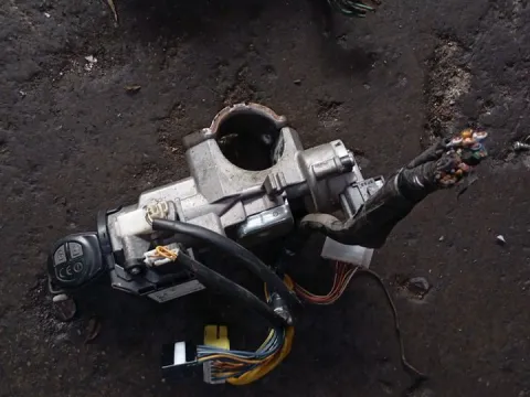 Διακόπτης Μίζας ΜΕ ΚΛΕΙΔΙ 3397068L00 για SUZUKI SWIFT (20014-2015)