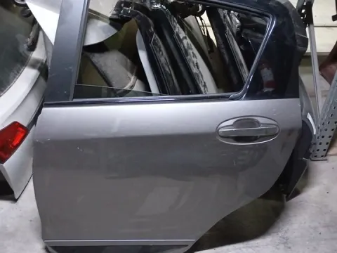 Πόρτα Πίσω Αριστερή Με Φάσα για TOYOTA YARIS (2017 - 2020) *Ε*