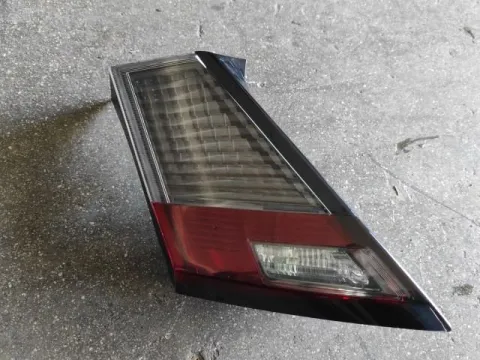 Φανάρι Πίσω Αριστερό Καπού για HONDA CIVIC (2012 - 2015)