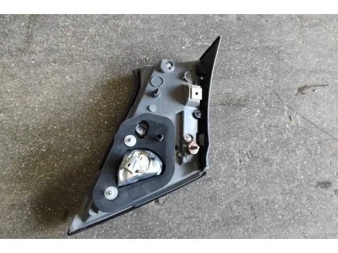 Φανάρι Πίσω Αριστερό Καπού για HONDA CIVIC (2012 - 2015) - 