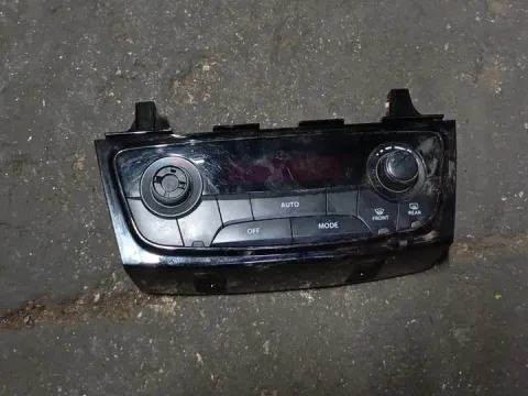 Χειριστήρια Καλοριφέρ 3951054P00 για SUZUKI VITARA (2015 - ) 