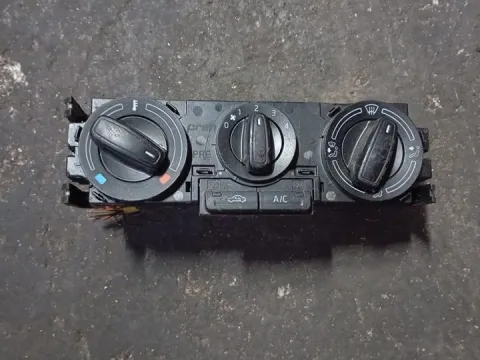 Χειριστήρια Καλοριφέρ 5JA820045A για SKODA RAPID (2012 - ) ( ) 