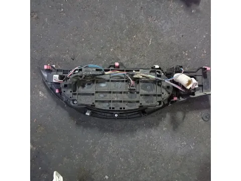 Χειριστήρια Καλοριφέρ 75F206 για TOYOTA YARIS (2015 - 2017)  - 