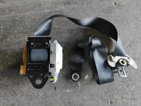 Ζώνη Ασφαλείας Εμπρός Αριστερή για TOYOTA AVENSIS (2003 - 2006) (T250) Sedan - 4dr , S-Wagon - 5dr , Liftback - 5dr , (2006 - 2008) (T250) 