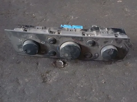 Χειριστήρια Καλοριφέρ 13138190 για OPEL VECTRA (2005 - 2008) C 