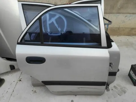 Πόρτα Πίσω Δεξιά ( Λιγο Χτυπημενη ) για MITSUBISHI CARISMA (1999 - 2004) (DA) Sedan - 4dr *Ε* 