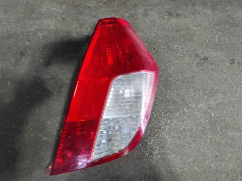 Φανάρι Πίσω Δεξί ( ΡΑΓΙΣΜΕΝΟ ) για HYUNDAI i10 (2008 - 2011) 