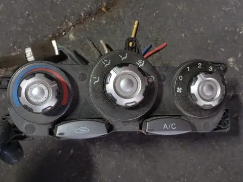 Χειριστήρια Καλοριφέρ για HYUNDAI COUPE (1997- 1999) (RD) 