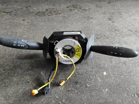 Ροζέτα Αερόσακου Τιμονιού (Ταινία-Ρολόι) 12 pin Με Διακοπτες 8+9 Pin για FIAT 500 (2007 - 2016) 