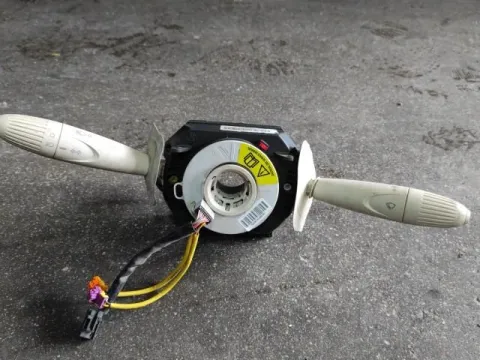 Ροζέτα Αερόσακου Τιμονιού (Ταινία-Ρολόι) 12 pin Με Διακοπτες 8+9 Pin για FIAT 500 (2007 - 2016) 