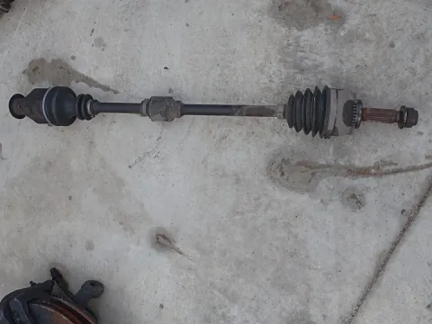 Ημιαξόνιο Εμπρός Δεξί Με ABS για MITSUBISHI CARISMA (1996 - 1999) (DA) 