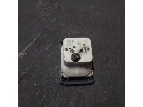 Ρολόι 90306467 για OPEL VECTRA (1989 - 1992) A  - 