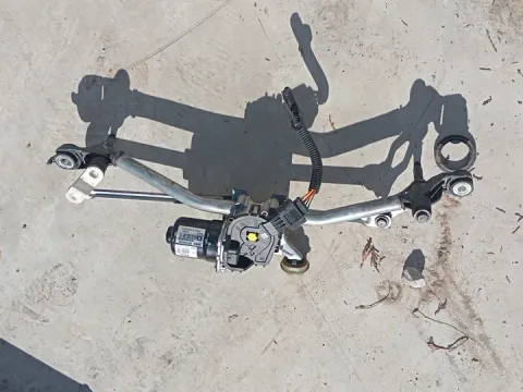 Σύστημα Καθαρισμού Παρμπρίζ Μοτέρ Κίνησης Υαλοκαθαριστήρων Κομπλέ Μοτέρ Κίνησης Εμπρός Υαλοκαθαριστήρων για PEUGEOT 2008 (2013 - 2019) *ΔΒ*