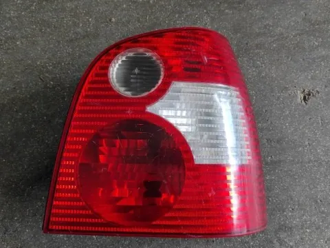 Φανάρι Πίσω Δεξί ( Με προβλημα στην Βαση ) για VW POLO (2002 - 2005) (9N) 