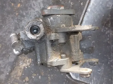 Σύστημα Διεύθυνσης Αντλία Υδραυλικού Τιμονιού Μεταχειρισμένος για BMW 3 Series (1995 - 2000)  (E36) Sedan - 4dr 1600 (M 43 B16) Petrol 102 316 i 